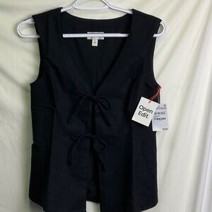 Open Edit Linen Black Sleeveless Tie-Front Vest